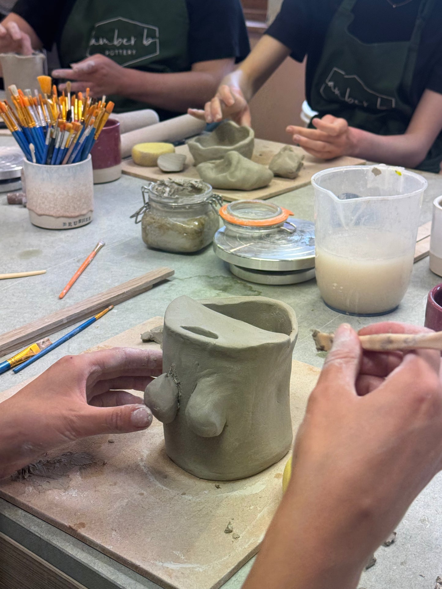 FEMALE FORM POTS & PROSECCO NIGHT - GALENTINES EVENT