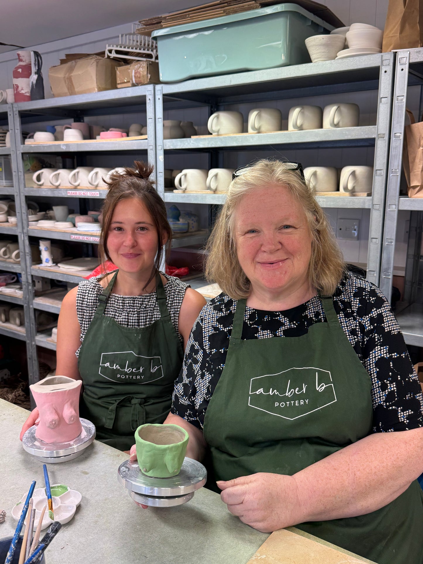 FEMALE FORM POTS & PROSECCO NIGHT - GALENTINES EVENT