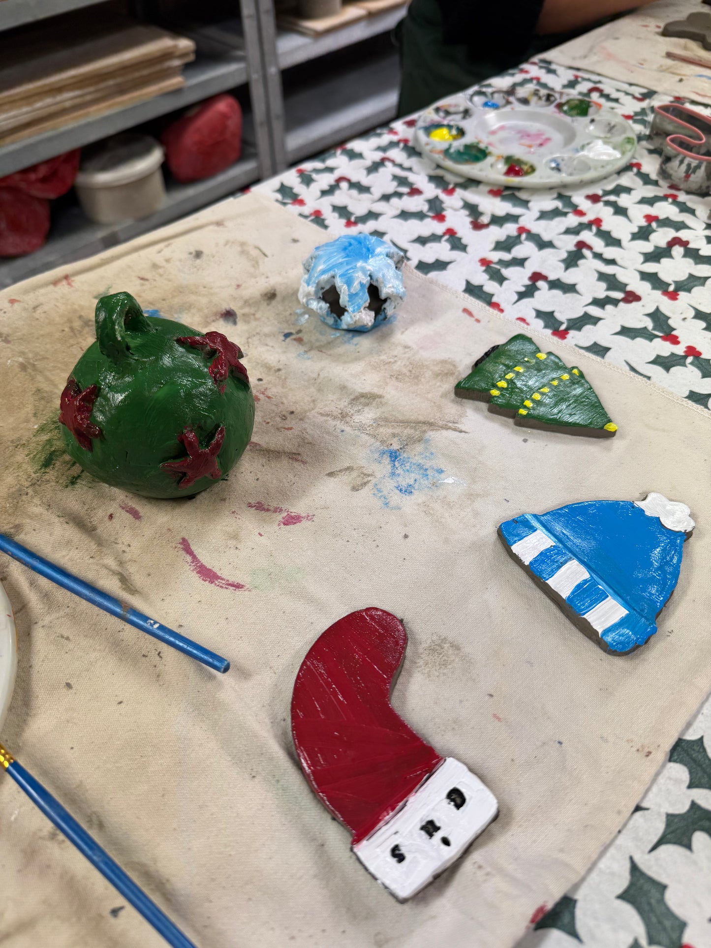 CHRISTMAS DECORATION WORKSHOP