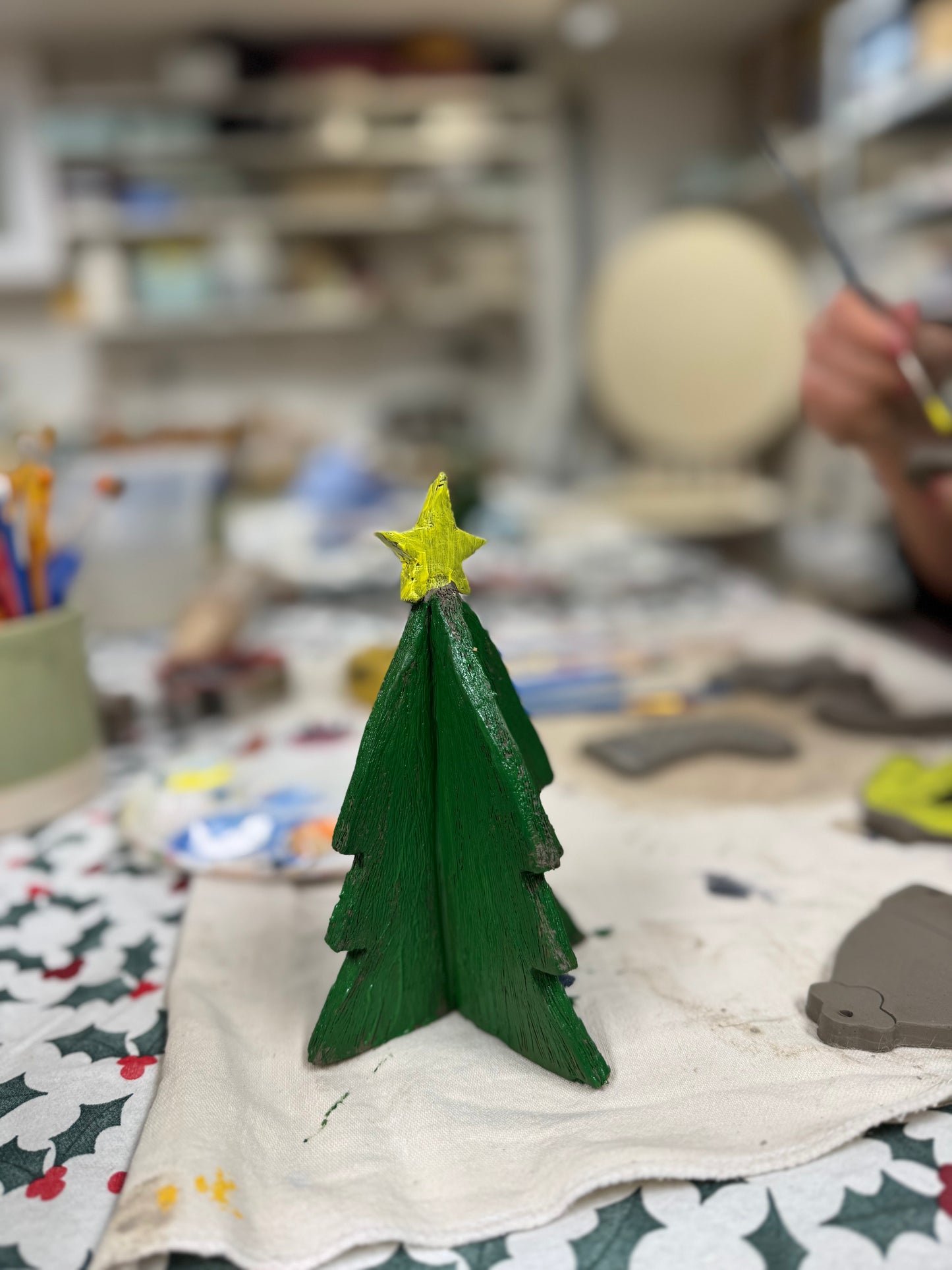 CHRISTMAS DECORATION WORKSHOP