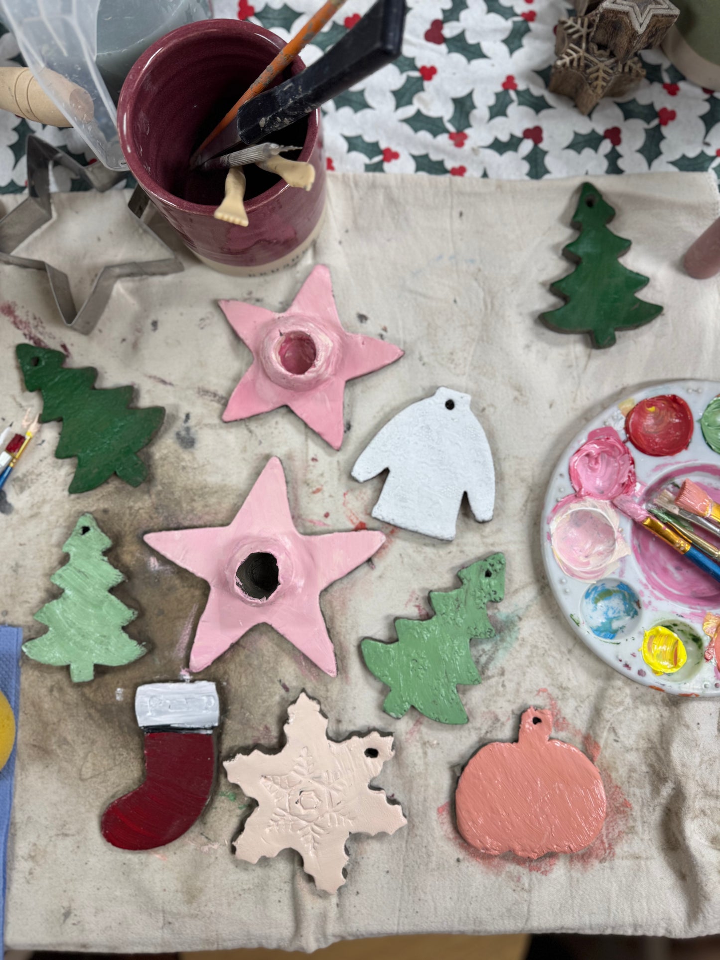 CHRISTMAS DECORATION WORKSHOP