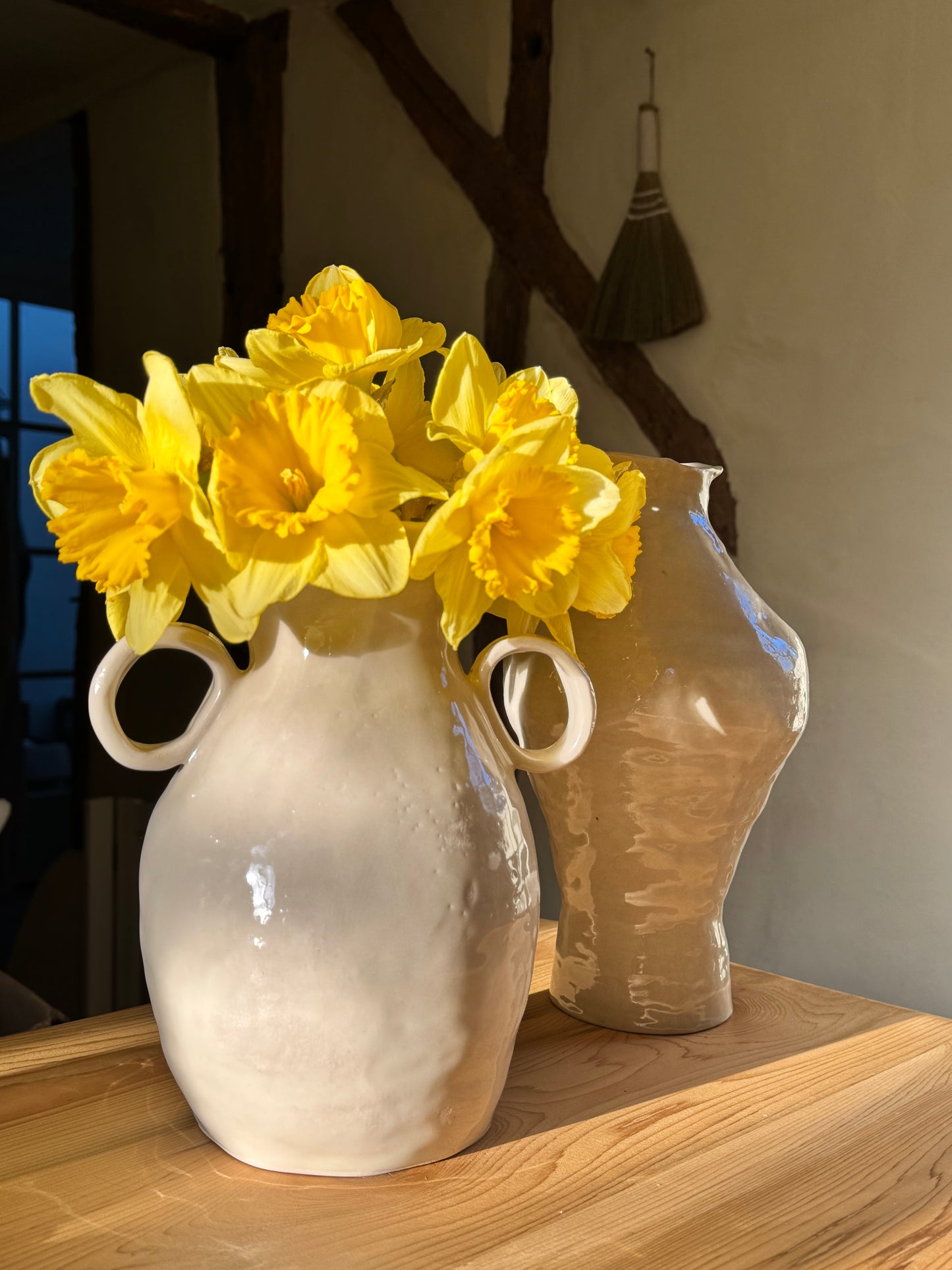 HANDBUILDING MASTERCLASS - GUEST POTTER